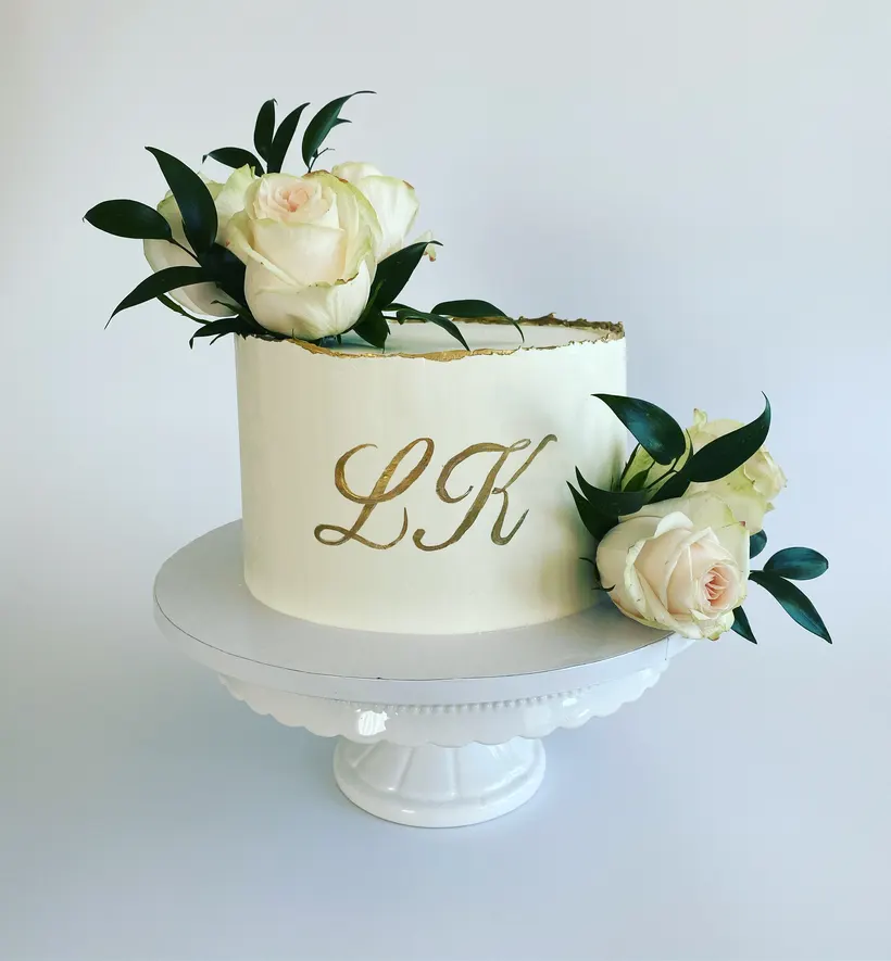 Individuelle Hochzeitstorte von Konfektory